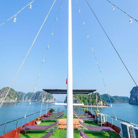 Cat Ba Bay Cruises Hotel Dong Khe Sau Ngoại thất bức ảnh