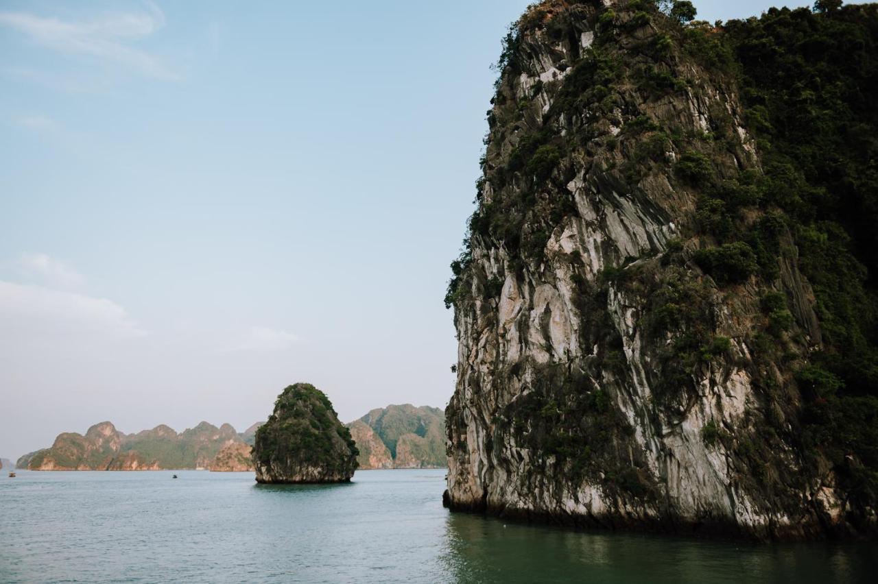 Cat Ba Bay Cruises Hotel Dong Khe Sau Ngoại thất bức ảnh