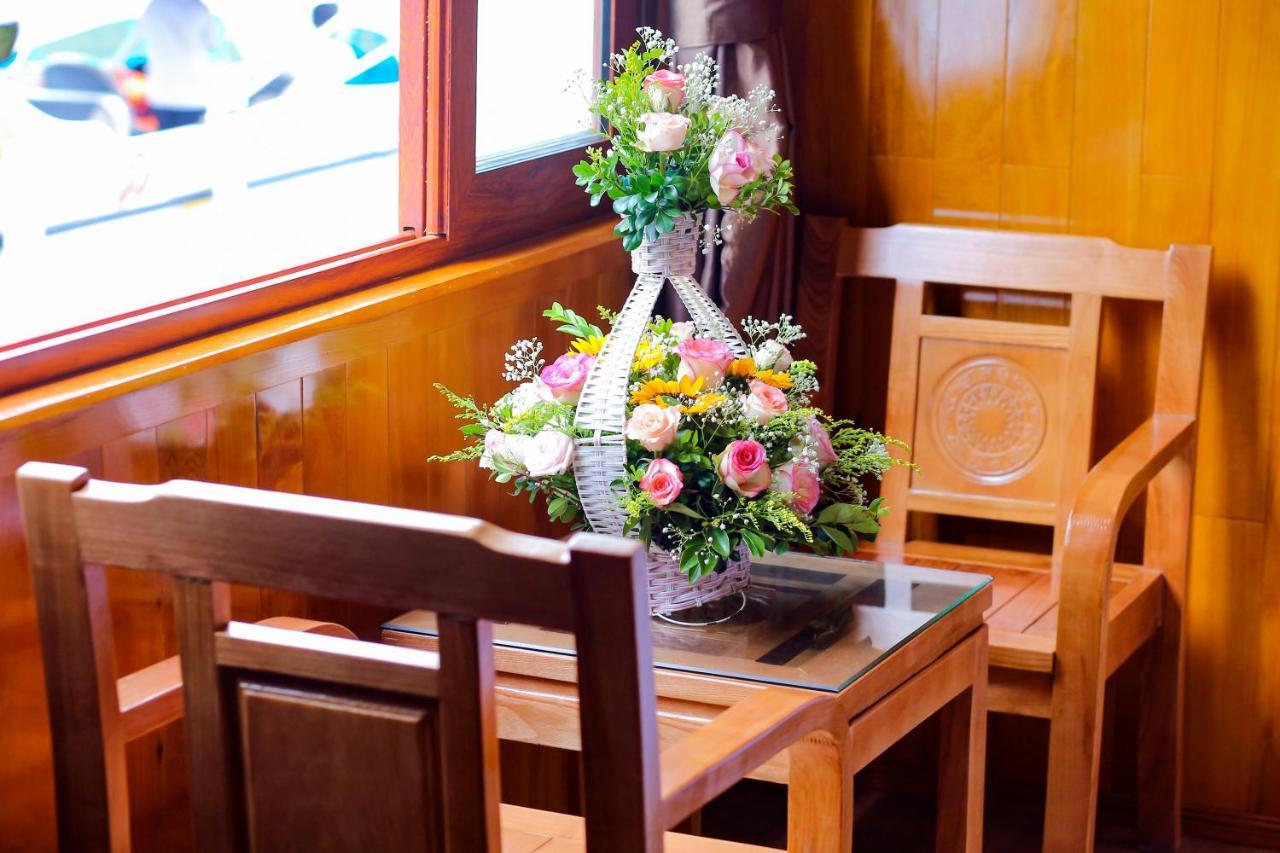 Cat Ba Bay Cruises Hotel Dong Khe Sau Ngoại thất bức ảnh